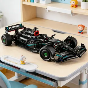 1:8 Mercedes F1 Car Building Blocks, High-Difficulty Mechanical Assembly Toy, Small-Piece Puzzle Model, Collectible Gift for Adults and Boys, Desktop Decorative Vehicle Model Kit, Vehicle Toy Gift