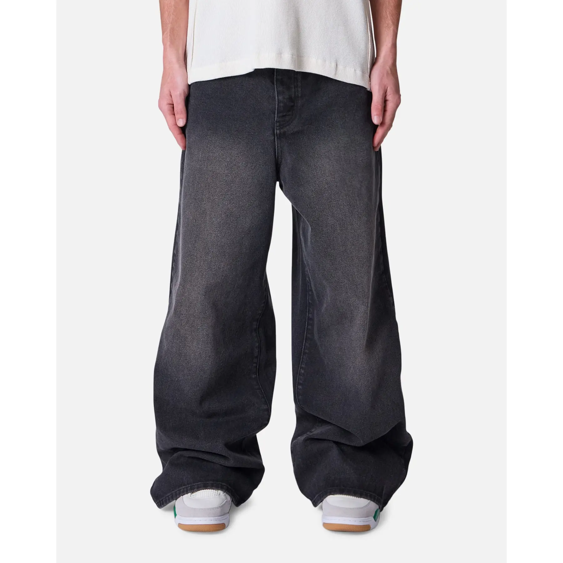 MNML Rave Washed Jeans Vintage Black