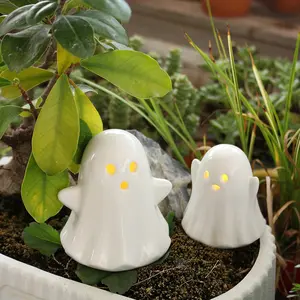 2 Piece Ceramic Ghost Figurines, Fun Glowing Ghost Decorations, Handmade Ceramic Crafts, Unique Home Decoration Accessories