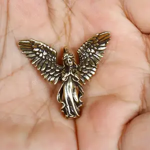 Brass Angel Wings Pendant, Elegant Feather Design, Unique Feather Pattern Guardian Angel Symbol, Vintage Cupid Desktop Decoration, No Power Needed for Home & Office