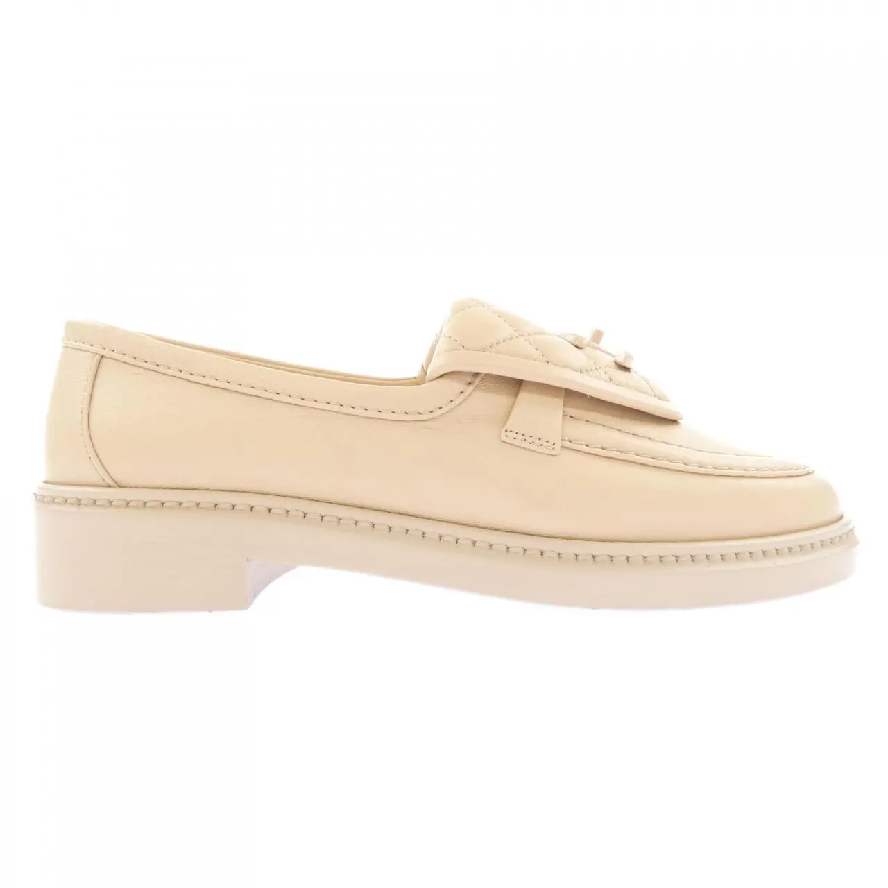Pre-owned CHANEL Lambskin Small Leather Goods Turnlock Loafers
