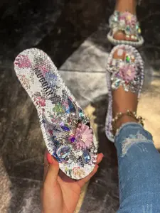 Women's Summer Water Drill Four-Leaf Clover Sandals, Ethnic Style Knitted Slip-On Shoes, High-Quality Anti-Slip Flat Slippers