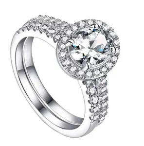 2CT Oval Cut Lab-Grown Moissanite Ring Set - D VVS1, American Shop Exclusive