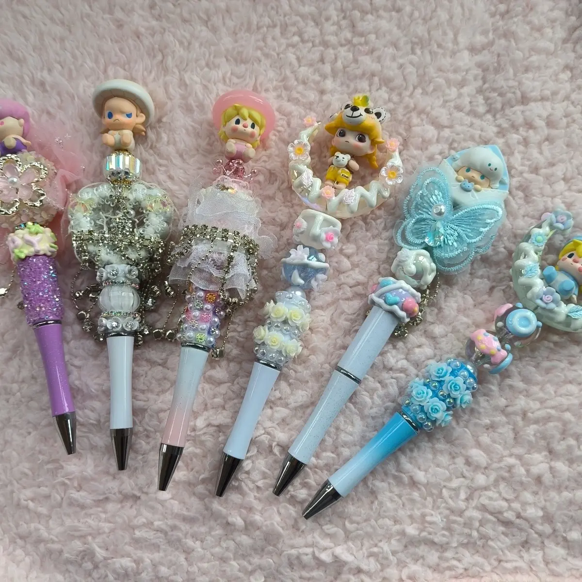 Great Christmas present! Handmade pop mart characters pen