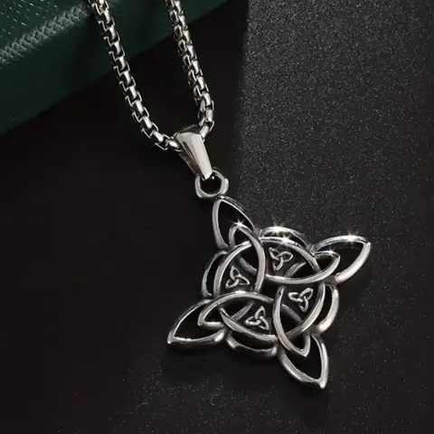 Witch Knot Necklace with Celtic Trinity Pendant, Lucky Clover Design for Mystic Charm, Unique for Her Gothic Witch Jewelry, Witchy Jewelry
