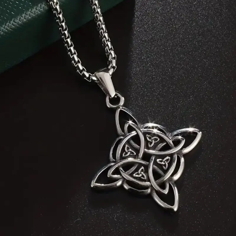 Witch Knot Necklace with Celtic Trinity Pendant, Lucky Clover Design for Mystic Charm, Unique for Her Gothic Witch Jewelry, Witchy Jewelry