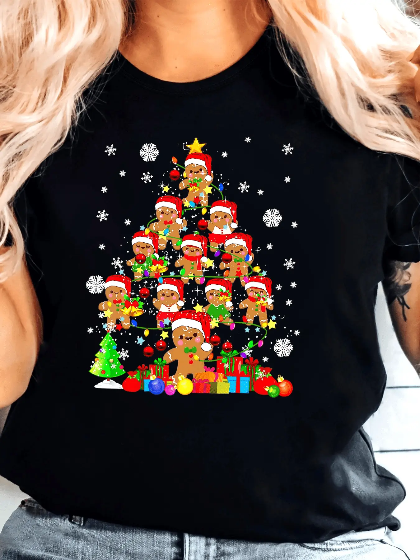 Plus Size - Plus Size - Women'S Plus Size Gingerbread Men Christmas Tree Graphic T-Shirt - Soft Stretchy Crew Neck Short Sleeve Casual Top with Gingerbread Men & Snowflake Print, Comfortable Clothing | Playful Design | Medium Elasticity Fabric