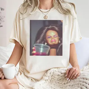 Retro Doll Face Meme Shirt Trendy, Barbie Party T-Shirt, Viral Doll Face Graphic Tee, house plant Shirt Graphic Summer Fun Unique Doll Unisex Cotton Crewneck T-Shirt Menswear Womenswear Streetwear Top