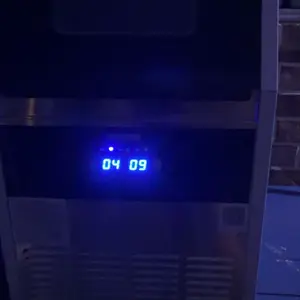【Summerfinds】VEVOR Commercial Ice Maker Machine, 130Lbs/24H with 33Lbs Storage, 45 Cubes per Cycle, Stainless Steel Freestanding & Under Counter Ice Maker with LED Display & Self-Cleaning, for Home Bar Restaurant