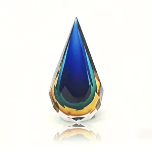 Hand-blown teardrop-shaped glass sculpture, featuring a multicoloured swirl pattern in Murano style, an art deco ornament ideal for display in the living room, office, bookshelf or mantelpiece. Glass ornament, office decoration.