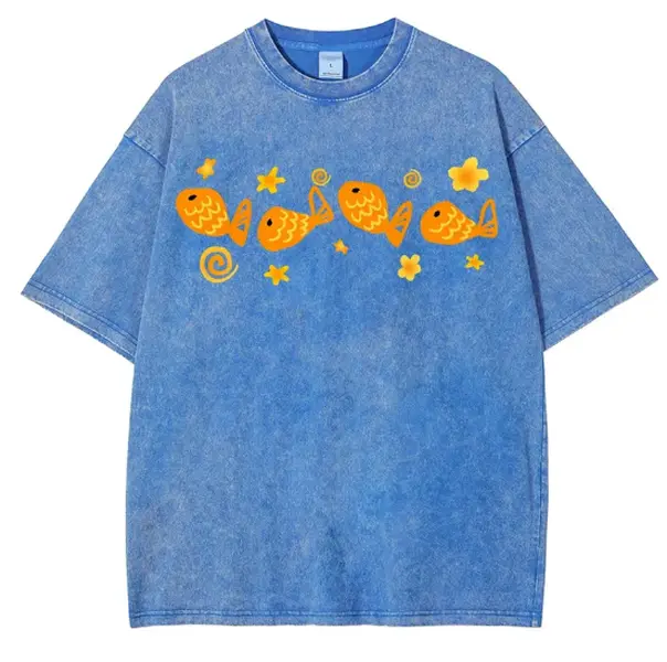 [ DTG Print ] Soft Kawaii Childlike Streetwear Aesthetic, Four Cartoon Orange Fish Star Swirl Accent Front Print Unisex Y2k Clothing Round Neck Washed T-Shirt,Women's Clothing 100% Cotton, Menswear, Top, Vintage Style,Summer Casual Oversized