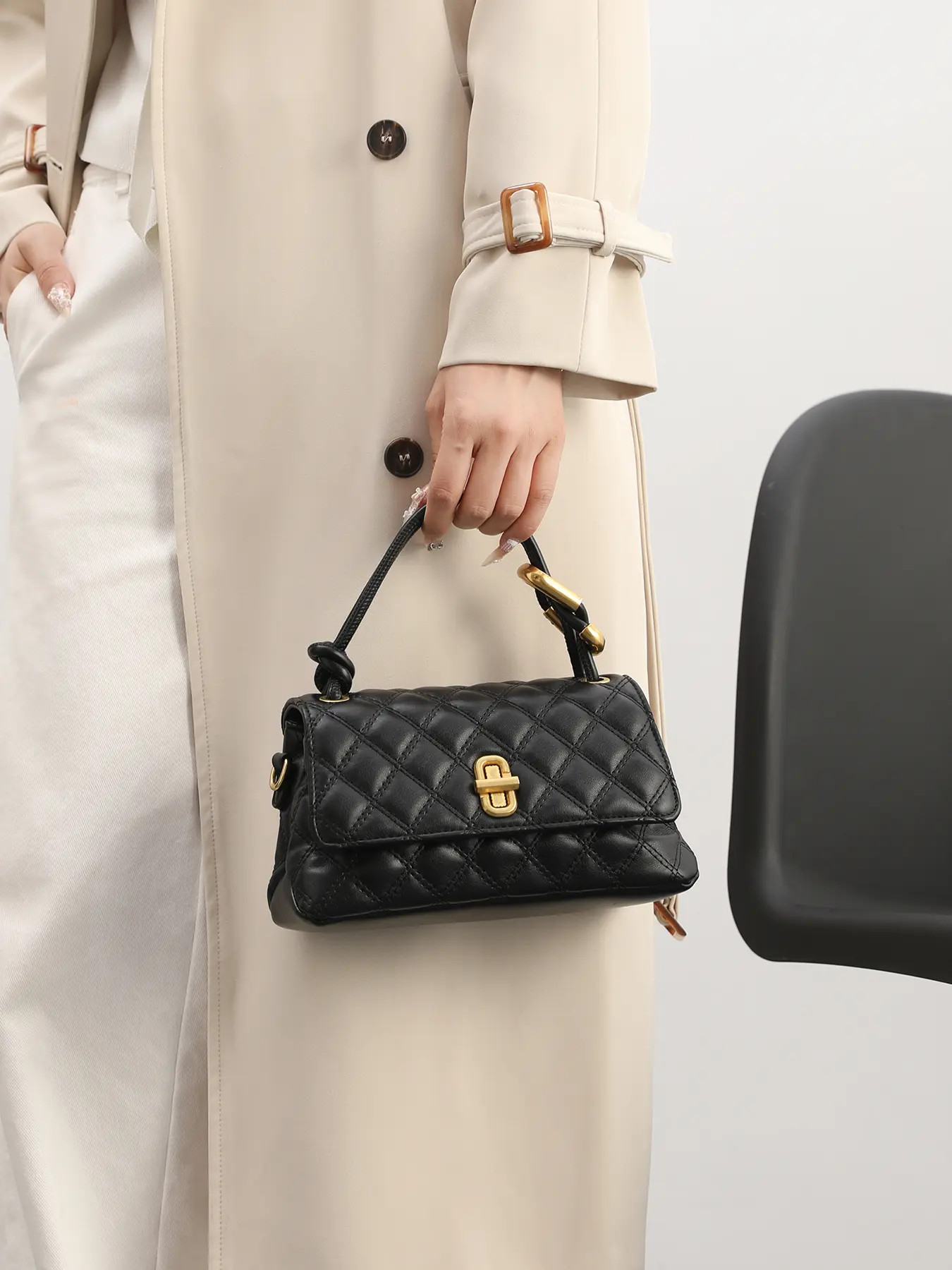 1pc Women's handbag, solid color, clean color, crossbody bag, Elegant commuter bag, hardware flip cover, elegant and trendy, suitable for white-collar workers, commuting, dating, shopping, Elegant Minimalist Handbag, Elegant Bags