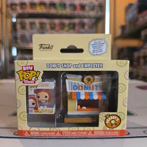 Funko Pop Bitty Towns Freddy's Donut Shop & Employee