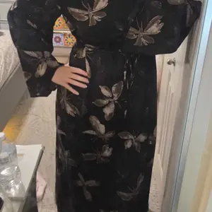 Women's Tie Side Zipper Back Dress, Elegant Long Sleeve Belted Abaya Dress for Daily Wear, Ladies Islamic Clothing for All Seasons, Round Neck Abayas