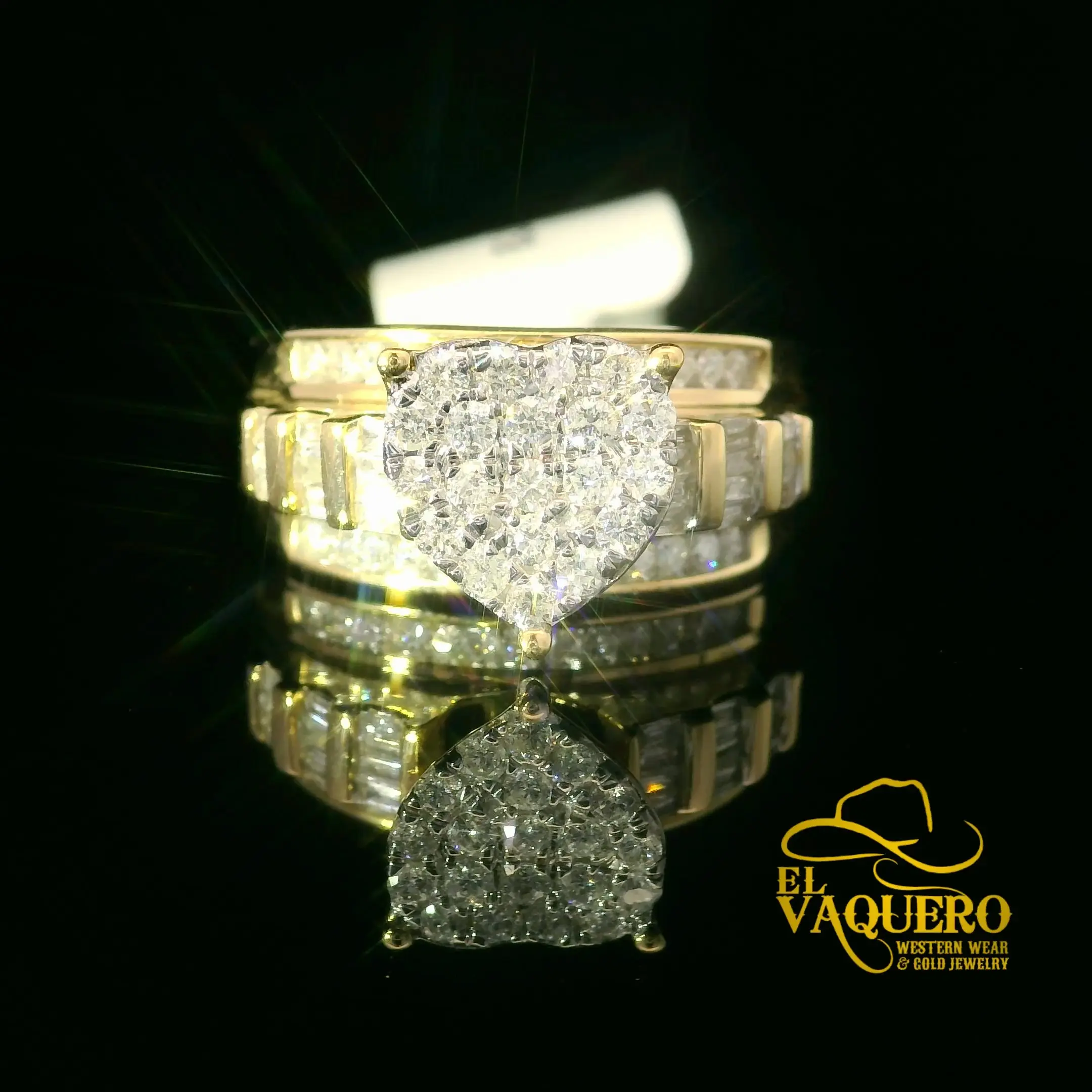 14K Gold Heart-Shaped Diamond Cluster Ring
