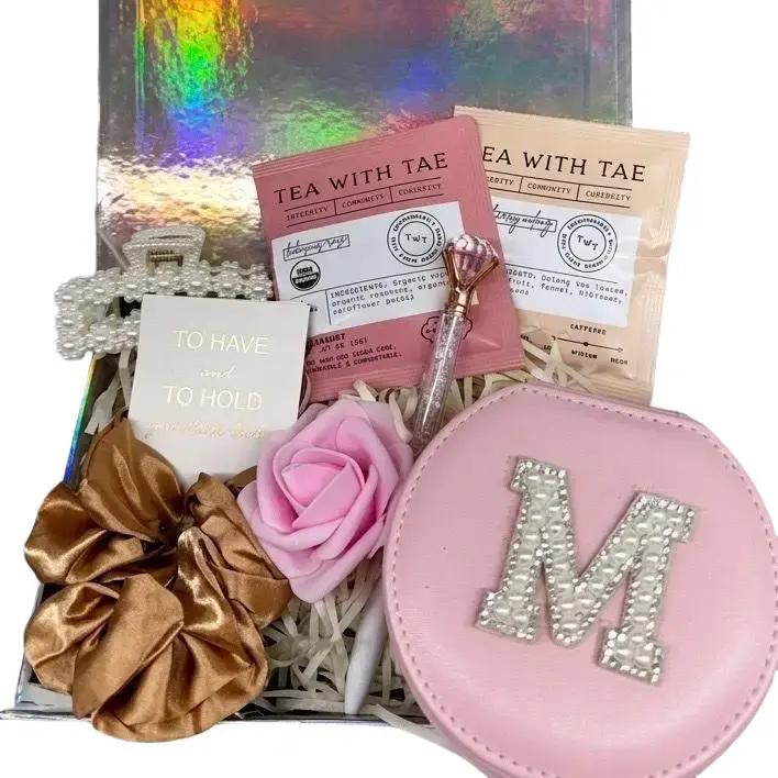 Personalized Gift Box for Her Custom Jewelry Box with Pearl Initial 10cm x 10cm x 5.5cm Luxury Travel Case for Birthday Mother's Day Graduation