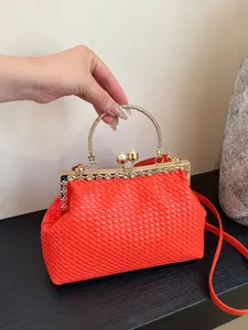 1pc Ladies' single shoulder crossbody bag, solid color handbag, Chic crossbody purse, simple, casual, versatile, practical, suitable for daily gatherings, dates, shopping, gift giving