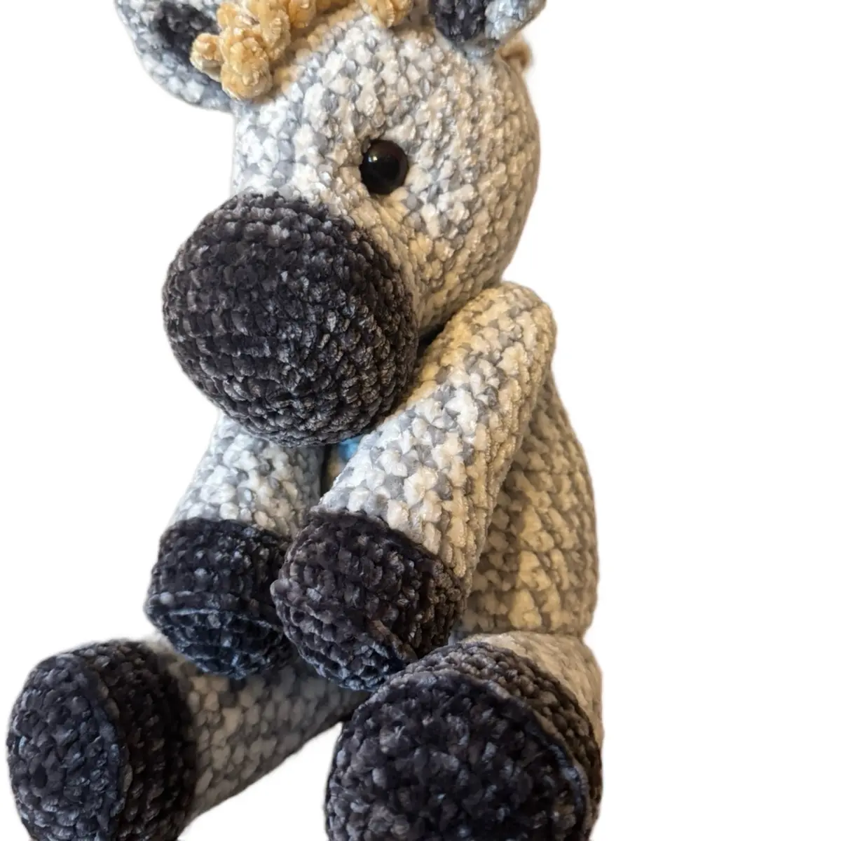 Custom handmade horse stuffies made to look exactly like your pony! Perfect gift for horse lovers