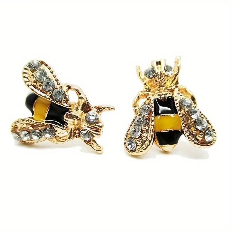 1 Pair Bee Stud Earrings with Cubic Synthetic Cubic Zirconiaia - Realistic Bee Body & Wings, Sparkling Cubic Synthetic Cubic Zirconiaia, Cute Bee Jewelry Suitable for Birthday, Holiday Gift, Casual Attire or Special Occasions - Uncoated for Sensitive