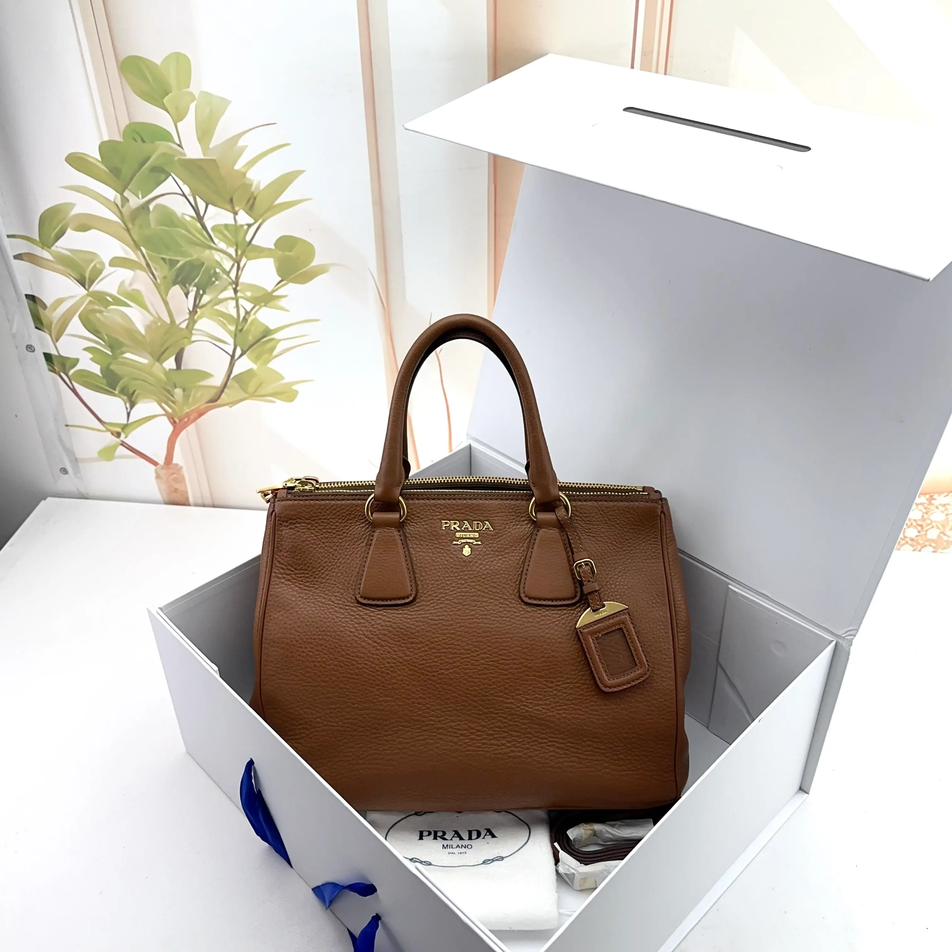 Pre-owned PRADA Brown Grained Leather Double Zip Top Handle Satchel 0728luna 21969798