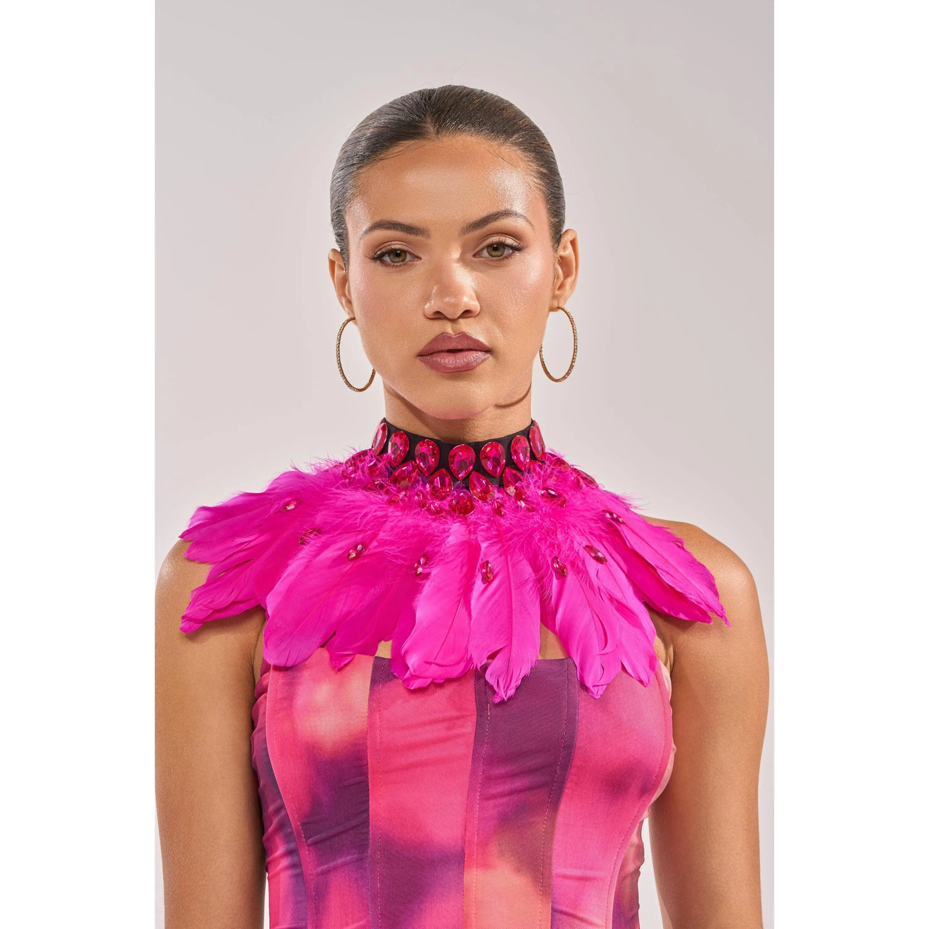 TAKE MY PIC FEATHER COLLAR NECKLACE