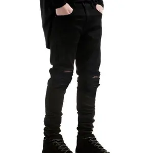 Men’s solid-color ripped straight-leg jeans—casual, comfortable regular-fit skinny denim pants for everyday wear; fashionable men’s bottoms for all seasons