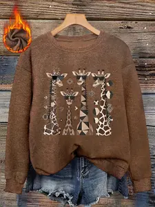 Trendy Geometric Giraffe Print Sweater, Soft Comfortable Casual Round Neck Top, Perfect for Fall & Winter, Women's Fitted Knitwear