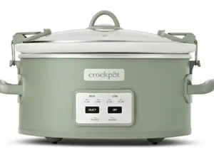 Crock-Pot Locking Lid 6qt Cook and Carry Programmable Slow Cooker Moonshine Green