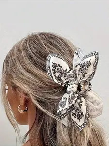 1pc Vintage Elegant Butterfly Claw Hair Clip With Bow Tie And Tassel, Hair Claws, Butterfly Clips, Suitable For Women And Girls, Paisley Boho Style Hair Accessory, Great For Vacation And Holiday Photos Accessories