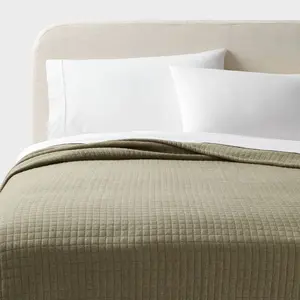 Full/Queen Jersey Quilt Dark Olive Green Heather - Threshold