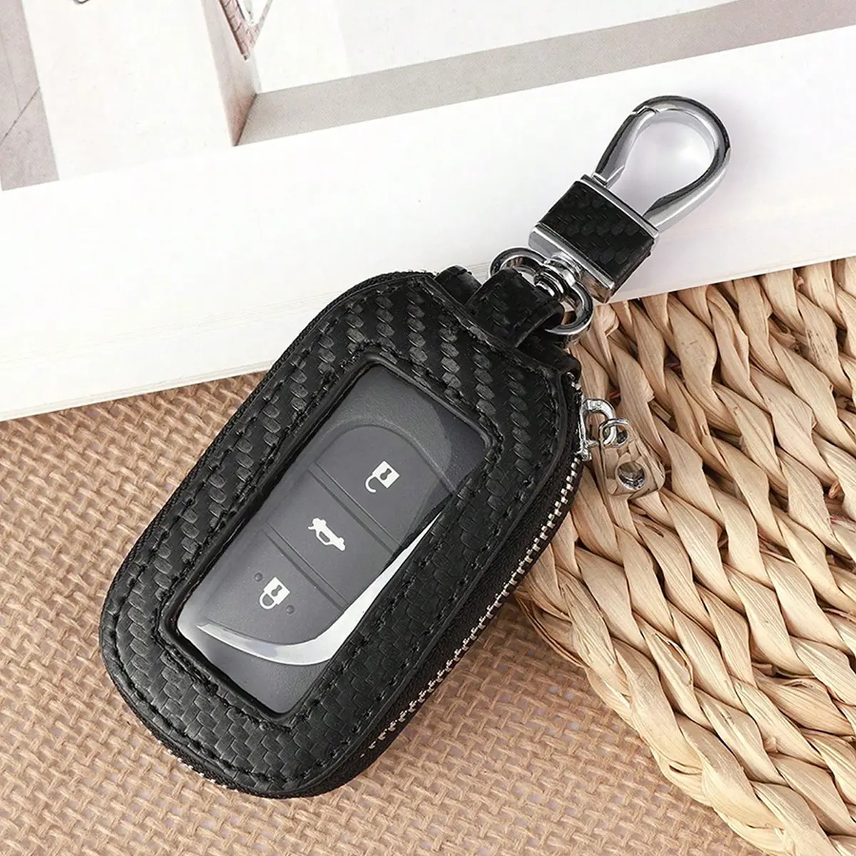 Carbon Fiber Universal Automotive Car Key Holder, Large Capacity Key Organizer for All Cars, Durable and Stylish Design, Easy Access to Keys, Car Key Accessory, Car Accessories