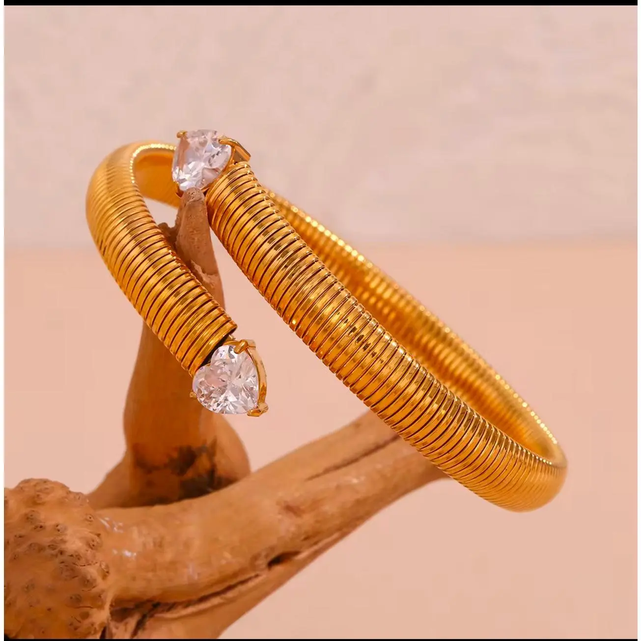 Elegant Gold Stretch Bangle Bracelet - Adjustable Statement Jewelry for Women