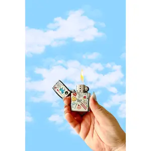 The Peach Fuzz - High Spy Refillable Lighter: Perfect