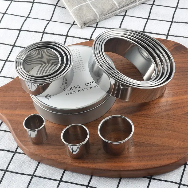 12Pcs Stainless Steel Round Cookie Cutter Set with Storage Box, Baking Molds for Cakes, Donuts & Crafts, Baking Accessories, For Cutting Fondant, Pancake, Craft Clay, Dishwasher Safe, Bakeware, Baking Tools