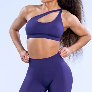 Women's High Elastic Matte Nylon Off-Shoulder Sports Bra & Seamless Yoga Pants Set – Gym Yoga Activewear 2 Piece Set