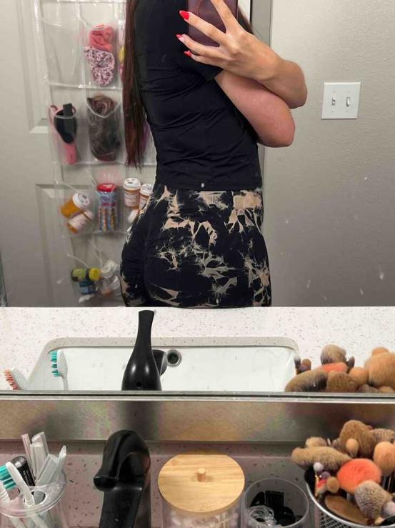 Item: Six-piece tie-dyed set, M