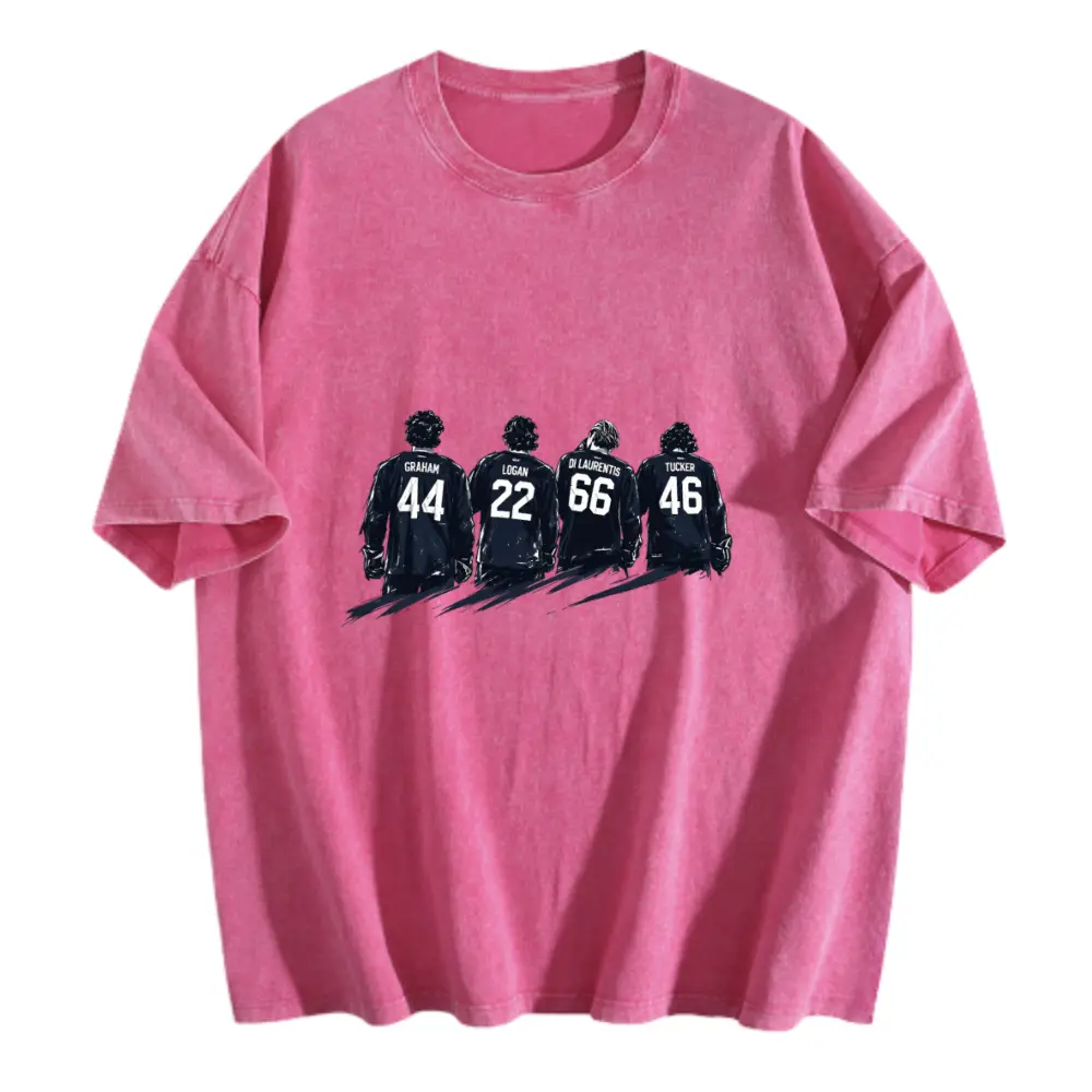 oversized cotton Off Campus Shirt Briar University Tee Hockey Graham Logan Tucker Di Laurentis Romance Bookish Shirt College Romance Graphic Tee Gift y2k fashion