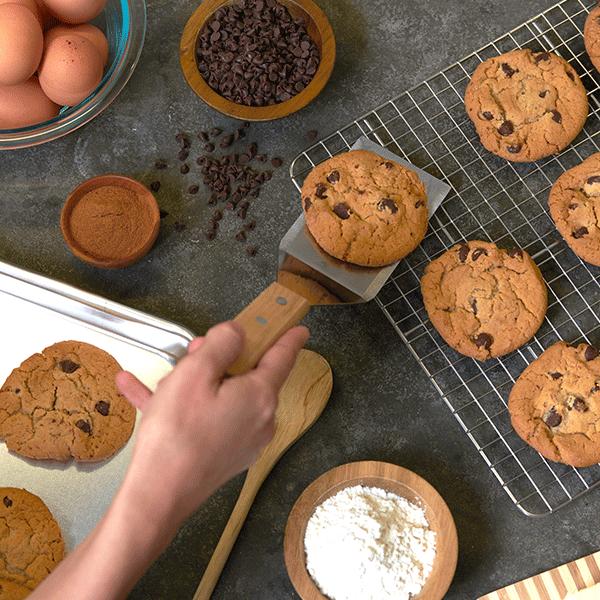 Checkered Chef Baking Sheet Pan and Cooling Rack - Half Sheet, 18" x 13" Aluminum Cookie Sheets and Stainless Steel Wire Rack for Baking