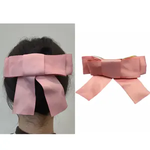 Sharp hair collection：Fashionable Vibrant Pink Hair Clip – Simple, Youthful Design for a Trendy Pop of Color