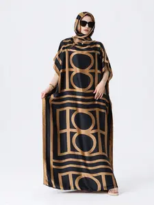Two-Piece Letter Palace Style Geometric Faux Leather Chain Shawl Dress Robe, Casual All Seasons Fashion, Colorblock Design, Modesty Muslim Clothing, Modest Clothes