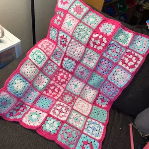 Granny Square Mint Napoleon
