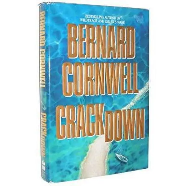 USED Book - Crackdown (The Thrillers #3) by Bernard Cornwell (Hardcover) - english