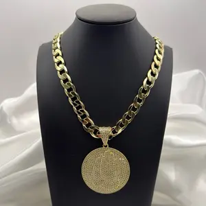 Cadena Cubana 14K Laminada con Dije Mano de Oración Full Zirconia - 27” | 10mm