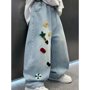 New(New)Boys' Wide-leg Light Blue Jeans,  Denim Pants with Cartoon Plush Patches for Older Children, Casual and Versatile, Stylish Children's Fashion Pants, Suitable for Daily Outdoor Wear(Gift)11