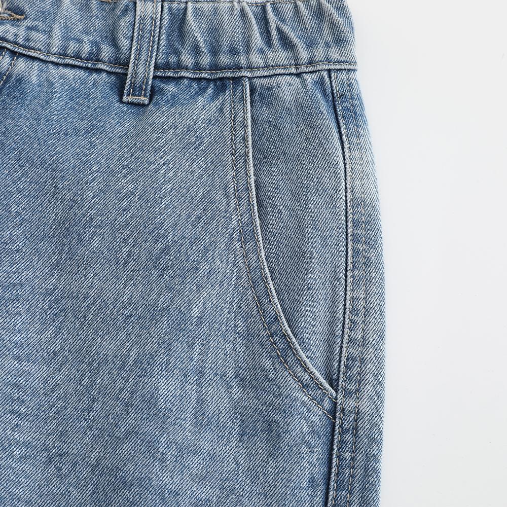 Men’s loose straight-leg jeans for autumn/winter, featuring a patchwork design and retro street style—versatile and easy to match.