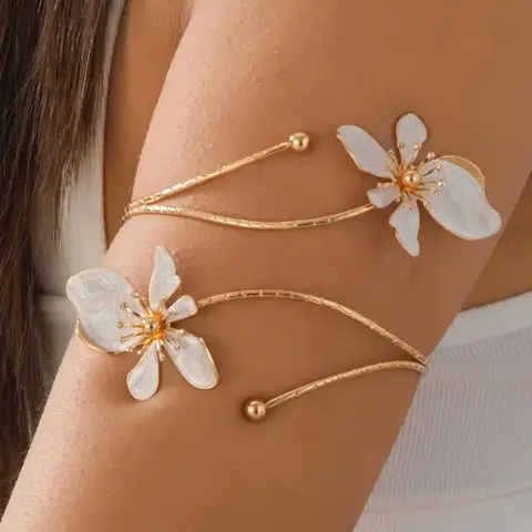 Elegant Floral Open Cuff Armlet, Adjustable Bangle for Women and Girls, Versatile Jewelry, Casual Trendy Jewelry, Summer Dainty Jewelry, Perfect as a Birthday Gift, Trendy Fashionable Accessories, Fashionable Bracelet
