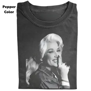 Vintage Dolly Parton Secrets, You’re Good At Keeping Secrets Graphic Tee- Dolly Parton Quotes - 80s Country Music Shirt - Run, Rose, Run Merch Casual