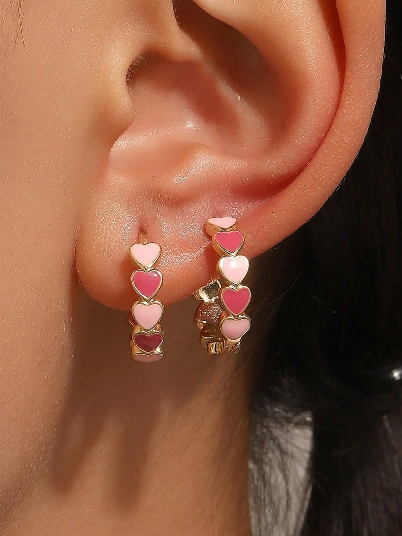 Valentine's Day Cute Oil-Drop Heart Earrings, Heart Shaped Earrings, Dainty Fashion Jewelry for Women and Girls, Ideal for Daily Wear, Parties, Weddings and Holiday Gifts, Trendy Jewelry