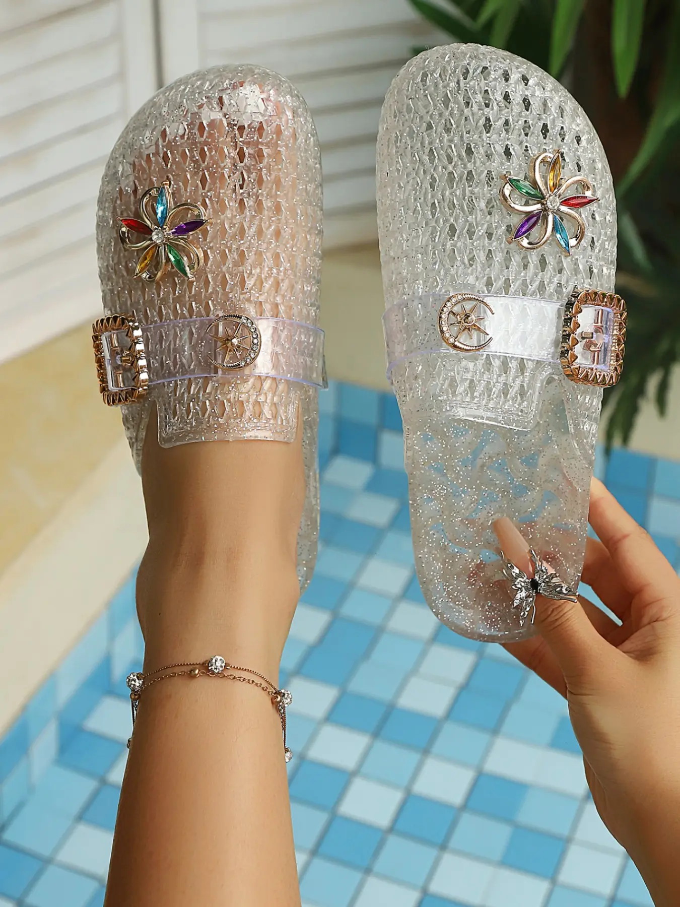 Women's Summer Glitter Crystal Jelly Sandals, Rhinestone Flower Decor, Comfortable Outdoor Beach Thick Sole Slippers Footwear