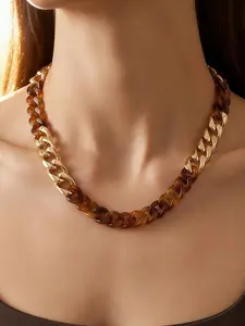 & Tortoiseshell Chain Link Necklace, Vintage Style Jewelry, Perfect for Autumn Fashion, Timeless Accessory for Women